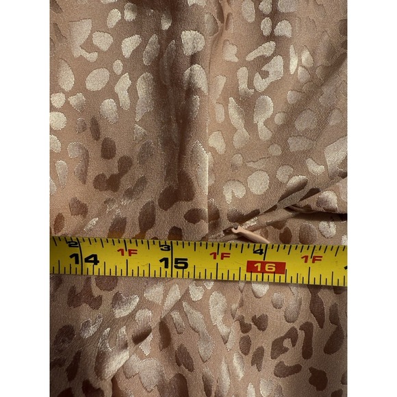 Silky Karen Millen Italian Jacquard Faux Wrap Luxe Mini Dress Pink Leopard Sz 2 - Picture 15 of 16